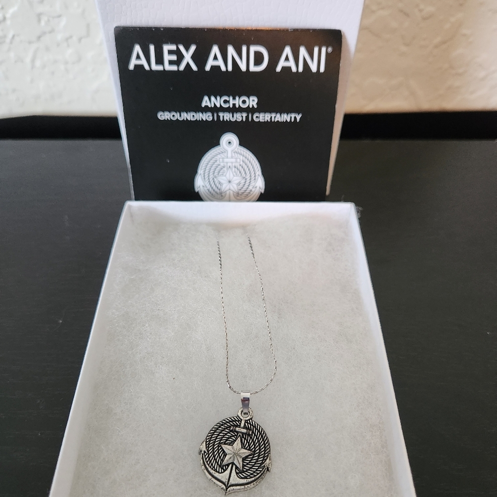 NWT Alex and Ani adjustable Anchor Necklace